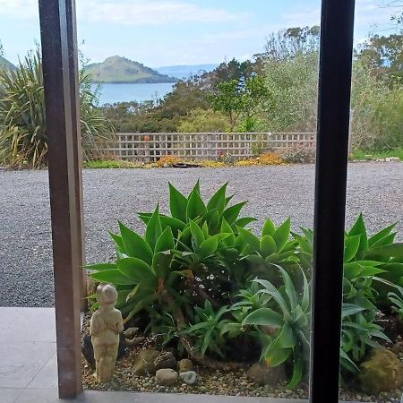 Mt Manaia View Holiday Studio Whangarei Heads Exteriör bild