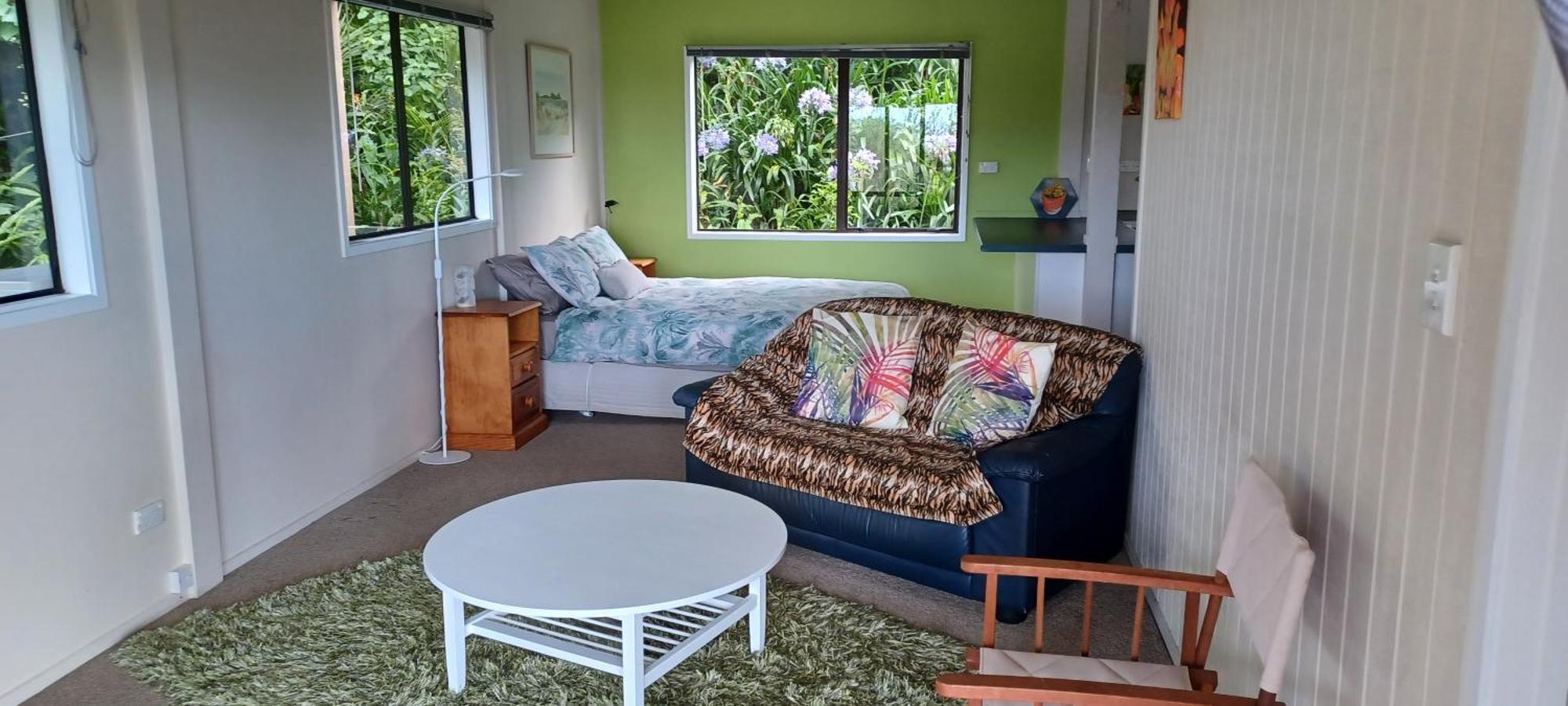 Mt Manaia View Holiday Studio Whangarei Heads Exteriör bild