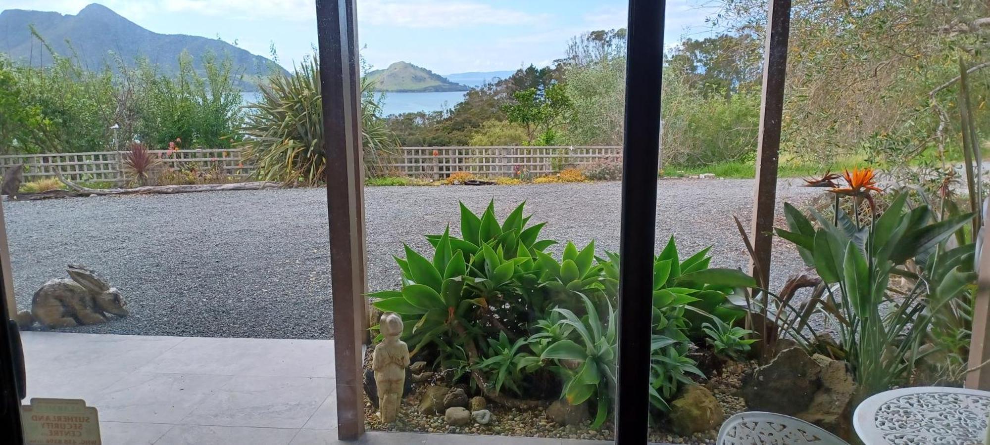 Mt Manaia View Holiday Studio Whangarei Heads Exteriör bild